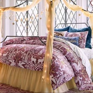 PBTeen Harry Potter Patronus Damask Duvet Cover & Shams, Burgundy